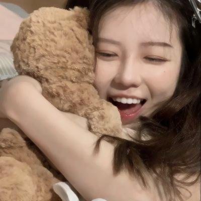 捷运上的女孩